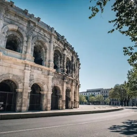 23m2 Moderne Hypercentre - Arenes A 2 Min Nimes