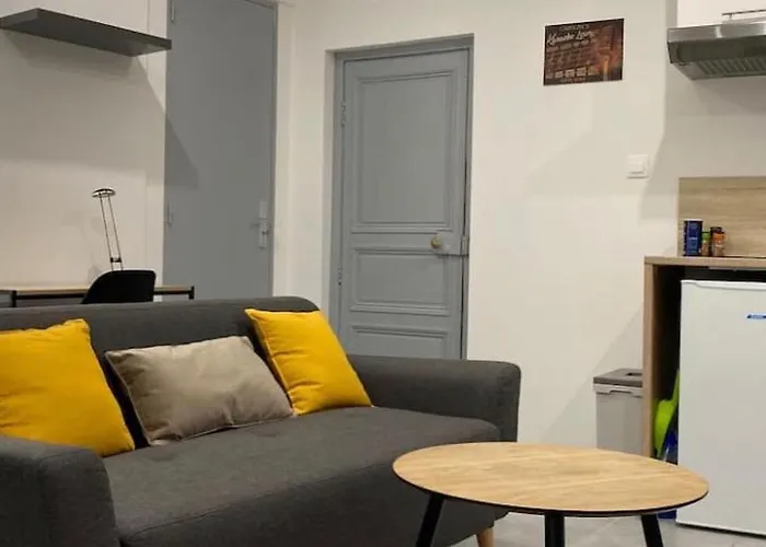 23m2 Moderne Hypercentre - Arenes A 2 Min * Nîmes