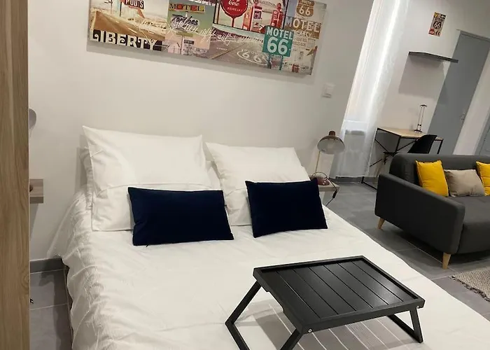 23m2 Moderne Hypercentre - Arenes A 2 Min Nîmes